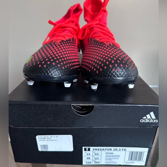 Men’s Adidas Predator 20.3 Cleats - Picture 2 of 5